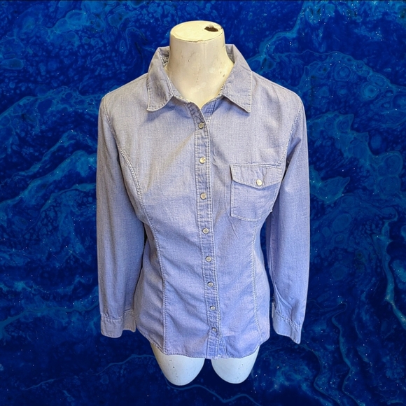 Women's (Junior's) Guess Button Down Shirt - Picture 1 of 3
